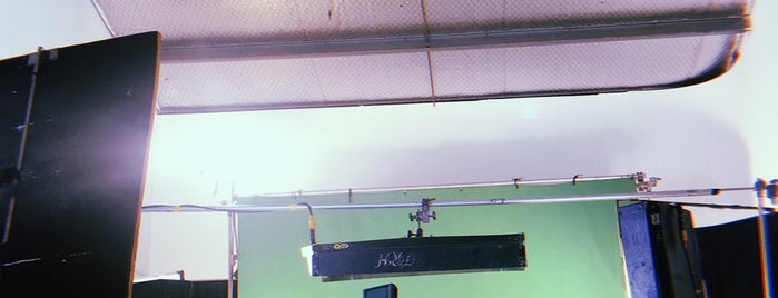 Lori Sewa Puchong