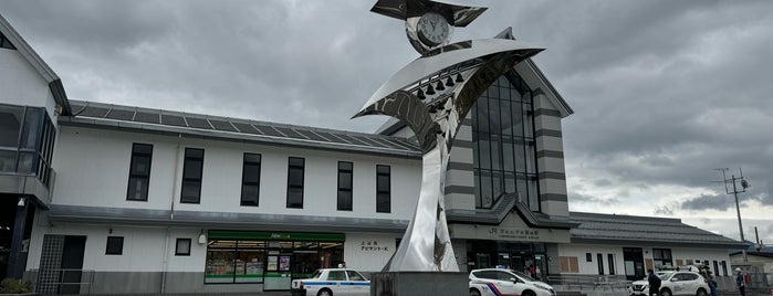 Kaminoyama-Onsen Station is one of JR 미나미토호쿠지방역 (JR 南東北地方の駅).
