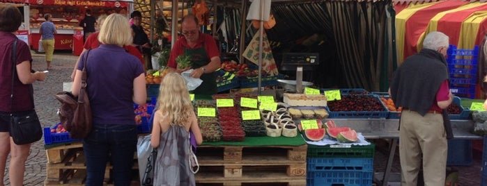 Bergisch Gladbach: Lebensmittel kaufen