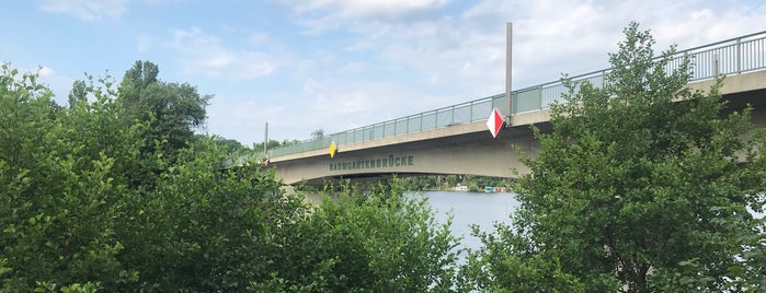 Baumgartenbrücke (Havel) is one of Locais curtidos por Mo.