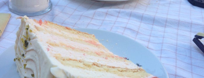 Frau Behrens Torten is one of Cake.