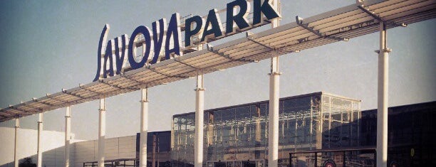Savoya Park is one of Lugares favoritos de Эля.