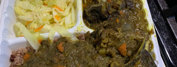 Jamaican Homestyle Cuisine is one of Locais curtidos por Kenan.