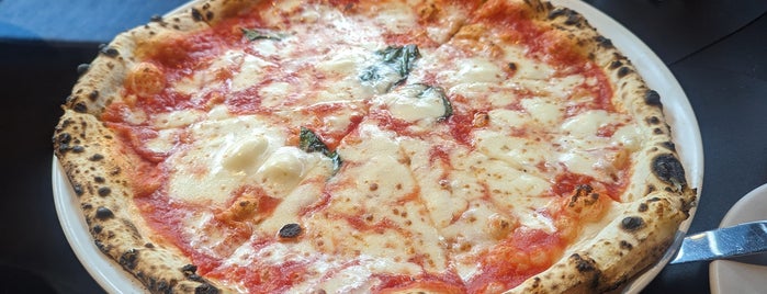 L’antica Pizzeria da Michele is one of NYC Food to Try.