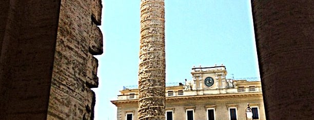 Piazza Colonna is one of Roma.