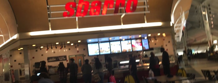 Sbarro is one of Katherineさんのお気に入りスポット.