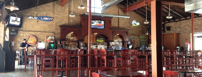 The Cannery Grill is one of bars.