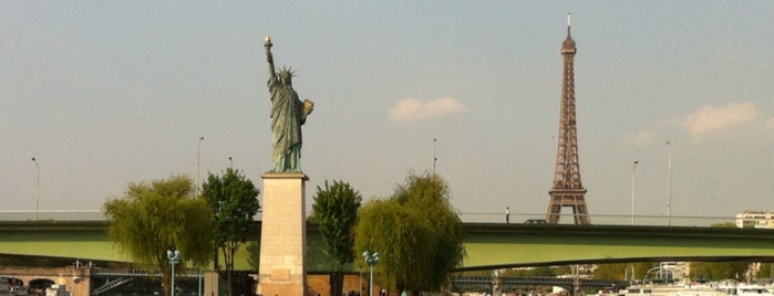 Statue of Liberty is one of Tomek’s Liked Places.