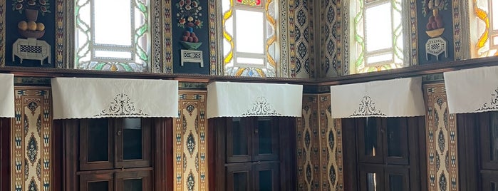 Tahir Paşa Konağı Müze Evi is one of Bursa Tarihi Yerleri ve Mekanları.