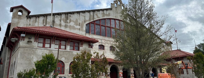 Cowtown Coliseum is one of Fun Things To Do.