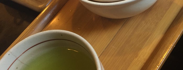 Phoenix Tea is one of Baharさんの保存済みスポット.
