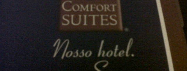 Comfort Suites Campinas is one of Tempat yang Disukai Heloisa.