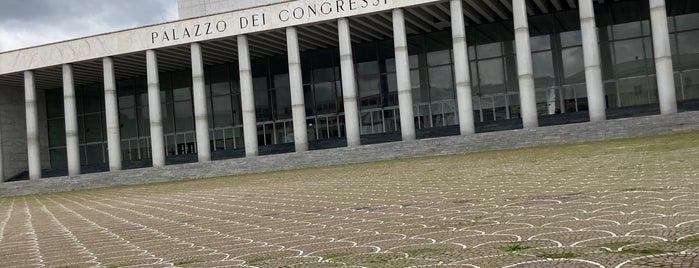 Palazzo Dei Congressi is one of Gabrieleさんのお気に入りスポット.