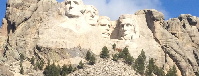 Mount Rushmore National Memorial is one of United States.