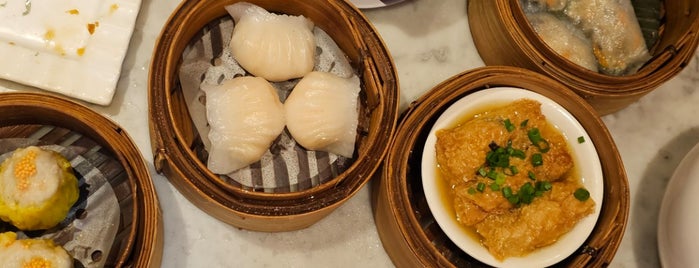 Yum Cha is one of Favourite Singapore Food Places.