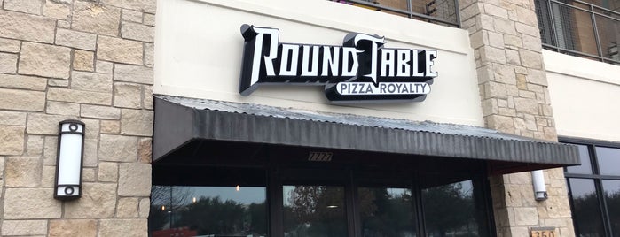 Round Table Pizza is one of North Of 635 Eats.
