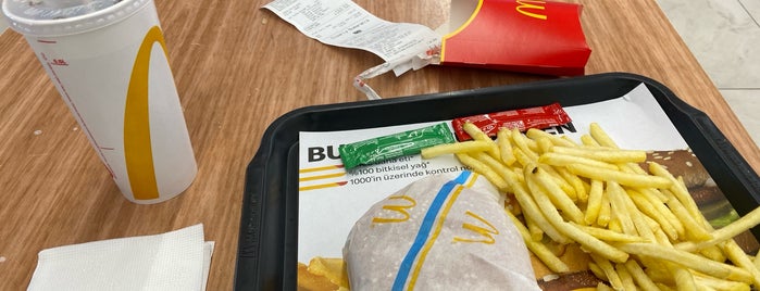 McDonald's is one of Gittiğim Yerler2.