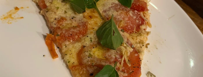 Pomodori Pizza is one of Restaurantes com opções vegetarianas.