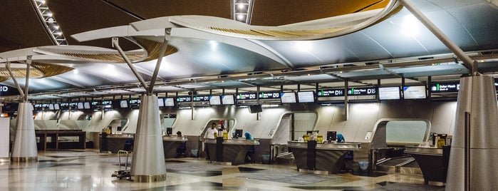 MAS Business Class Check-In is one of Airports.