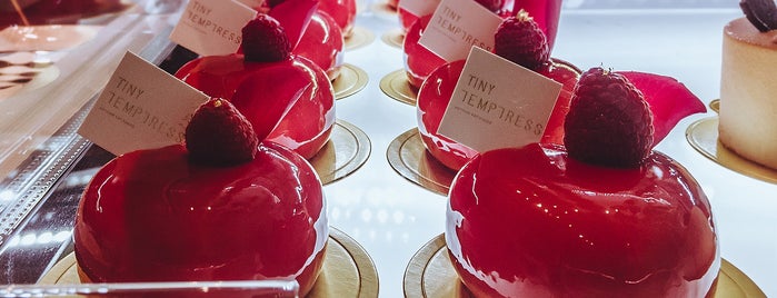 Tiny Temptress by L. Wendy is one of Cafe, pastry and anything nice!.