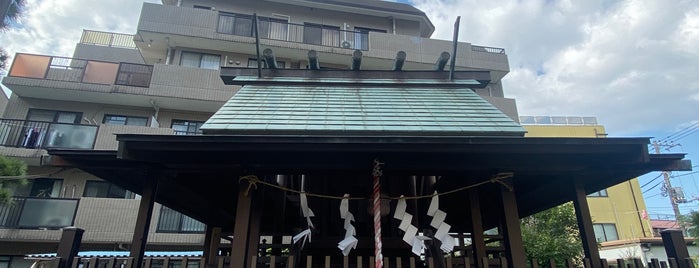 稲荷神社 is one of 足立区葛飾区江戸川区の行きたい神社.