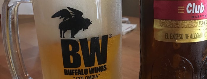 Buffalo Wings is one of Claudioさんのお気に入りスポット.