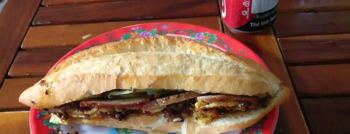 Madam Khánh - The Bánh Mì Queen is one of Micheálさんのお気に入りスポット.