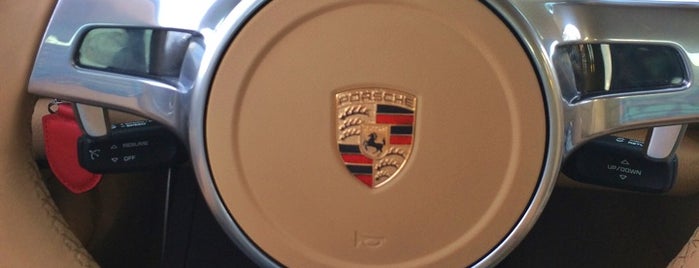 Porsche Angelópolis is one of Alvaro'nun Beğendiği Mekanlar.