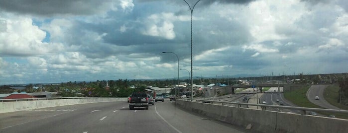 CRH & UBH Intersection is one of Spots Imma Hit When I Touchdown In Sweet #TandT!.
