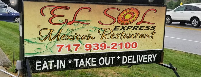 El Sol Express is one of สถานที่ที่ Tom ถูกใจ.
