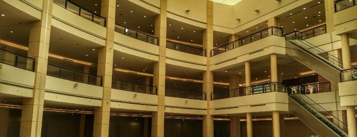 Capital Mall is one of Tempat yang Disukai Alya.