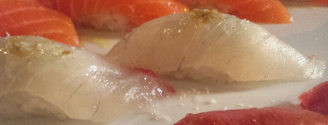 Ahi Sushi is one of dineLAさんの保存済みスポット.