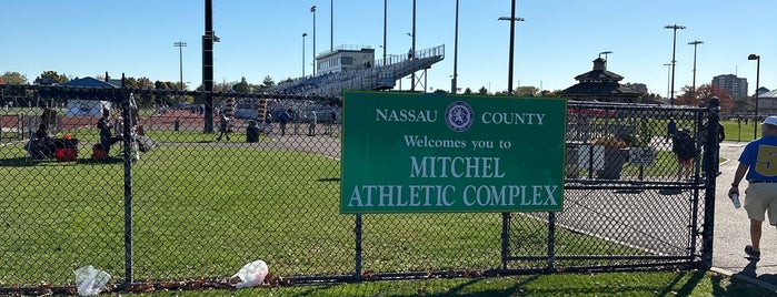 Mitchel Athletic Complex is one of Run.