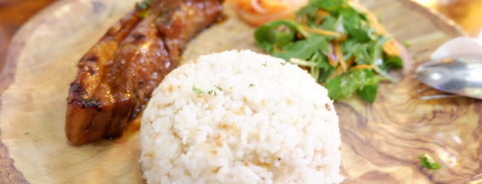 HomeCooked Filipino Cuisine is one of Lugares favoritos de Jed.