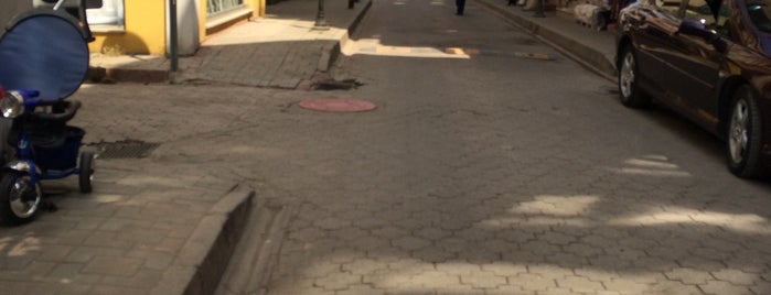 Bakırcılar Caddesi is one of Lieux qui ont plu à Elif.