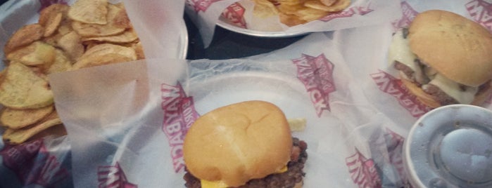 Wayback Burgers is one of #MaiaDiningPlaces.