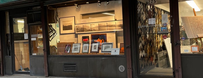 14th Street Framing Gallery is one of Locais curtidos por P..