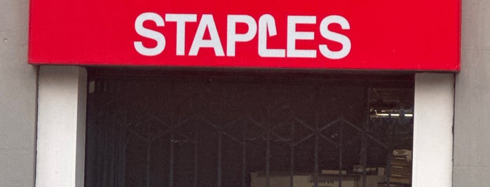 Staples is one of Locais curtidos por Jay.