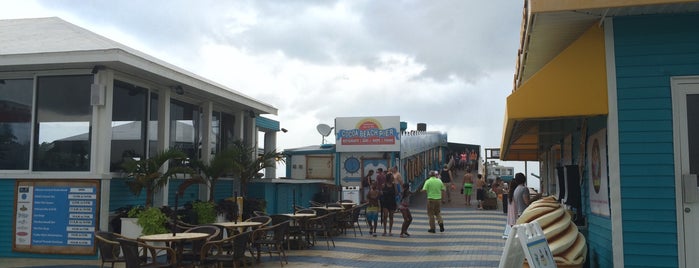 Cocoa Beach Pier is one of LUGARES VISITADOS (2).