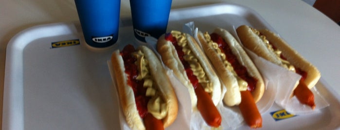 IKEA is one of The 13 Best Places for Hot Dogs in Budapest.