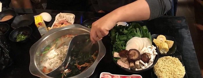 Hou Yi Hot Pot is one of New York.