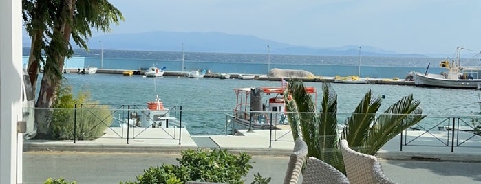 Pearl Bay Hotel is one of Sakız.