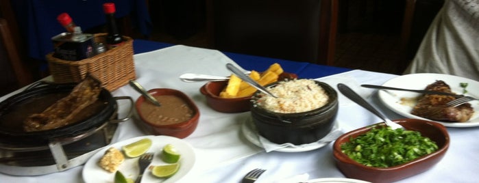 Restaurante Rancho de Minas is one of Tempat yang Disimpan Menossi,.
