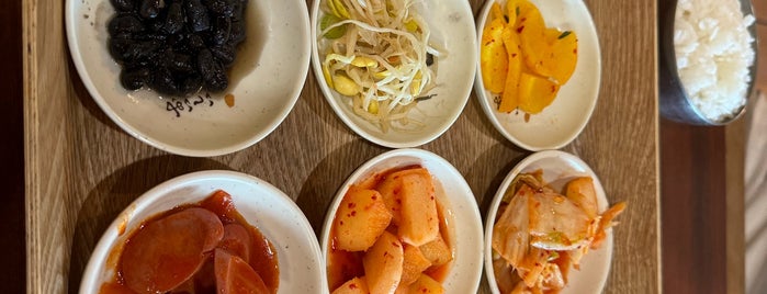 Hosoonyi Korean Restaurant is one of Seattle.
