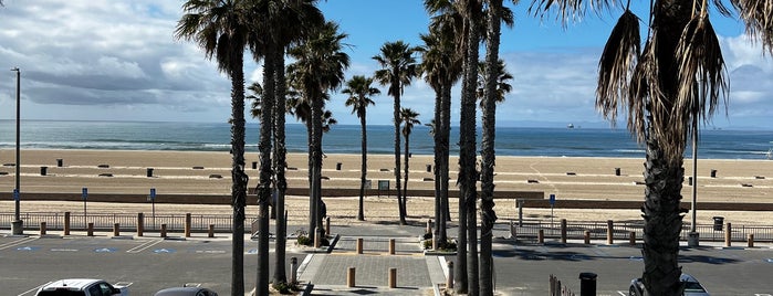 Hyatt Regency Huntington Beach Resort And Spa is one of Los Angeles LAX & Beaches.