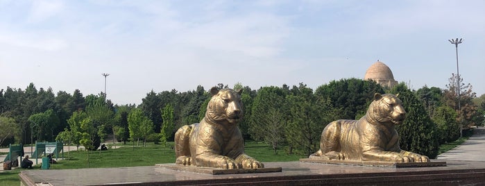 Amir Temur Park is one of Samarkand.