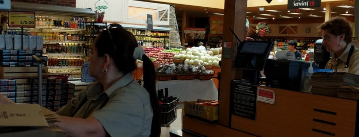 Roche Brothers is one of City Lights.