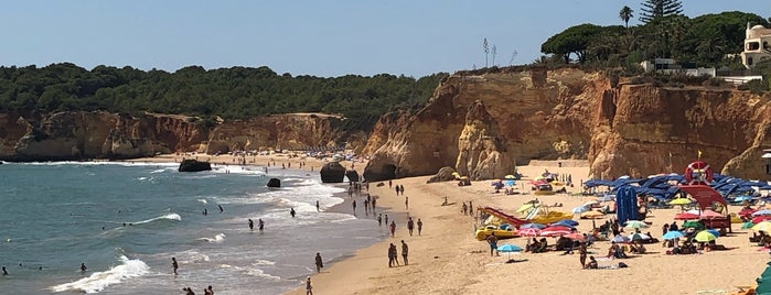 Praia do Vau is one of Lugares favoritos de Verginia.