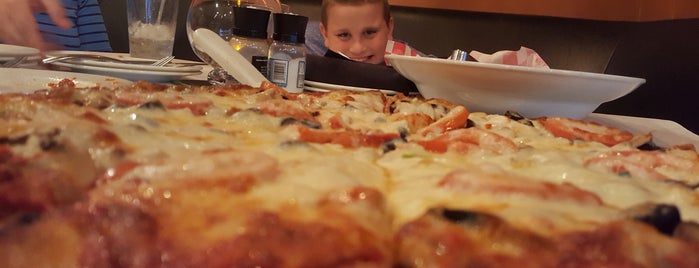 Bruno's Pizza is one of Elkhart to-do food.
