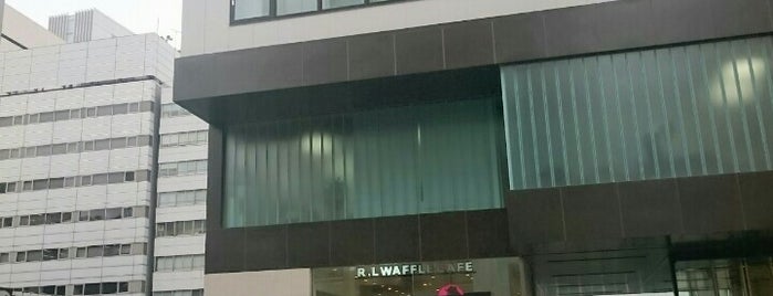 R.L Waffle Cafe is one of 日本.
